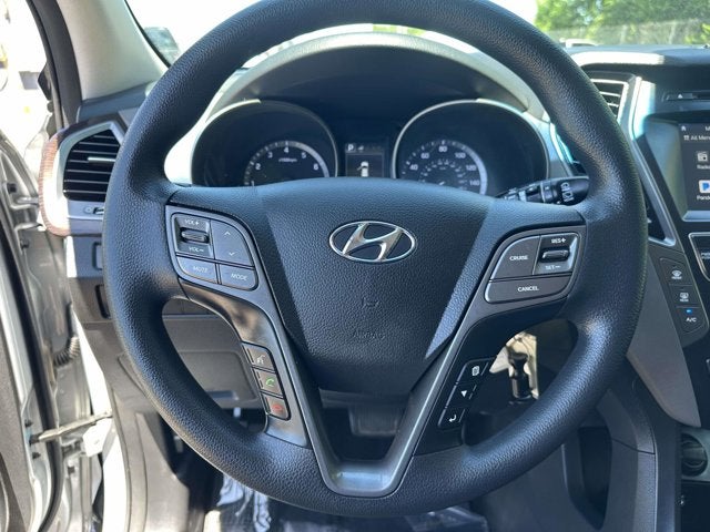2018 Hyundai Santa Fe SE