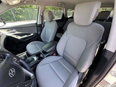 2018 Hyundai Santa Fe SE