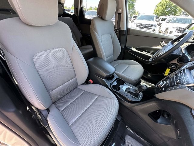 2018 Hyundai Santa Fe SE
