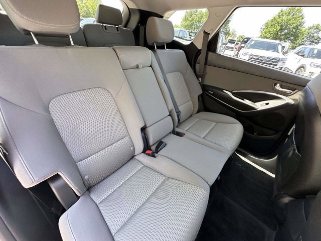 2018 Hyundai Santa Fe SE