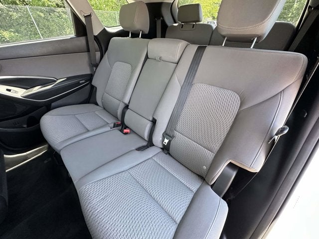 2018 Hyundai Santa Fe SE