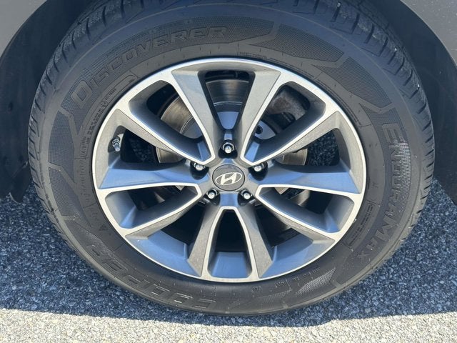 2018 Hyundai Santa Fe SE