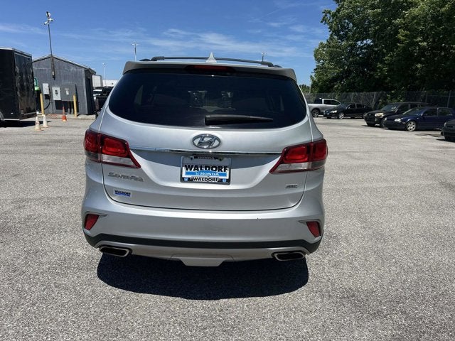2018 Hyundai Santa Fe SE
