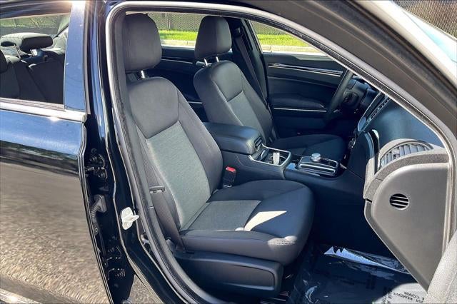 2023 Chrysler 300 Touring