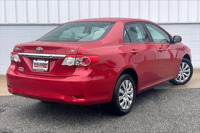 2013 Toyota COROLLA LE