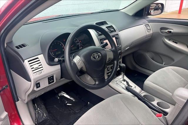 2013 Toyota COROLLA LE