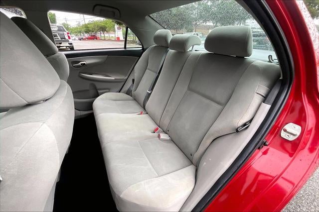2013 Toyota COROLLA LE
