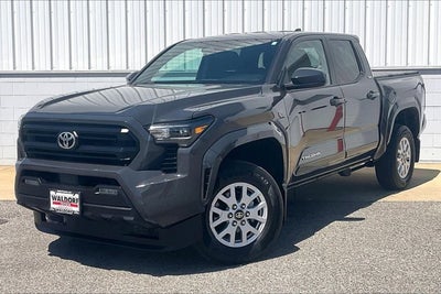 2025 Toyota TACOMA SR5 SR5