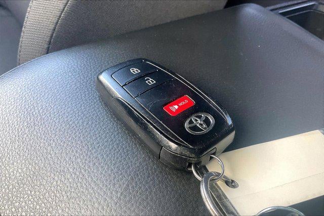 2025 Toyota TACOMA SR5 SR5