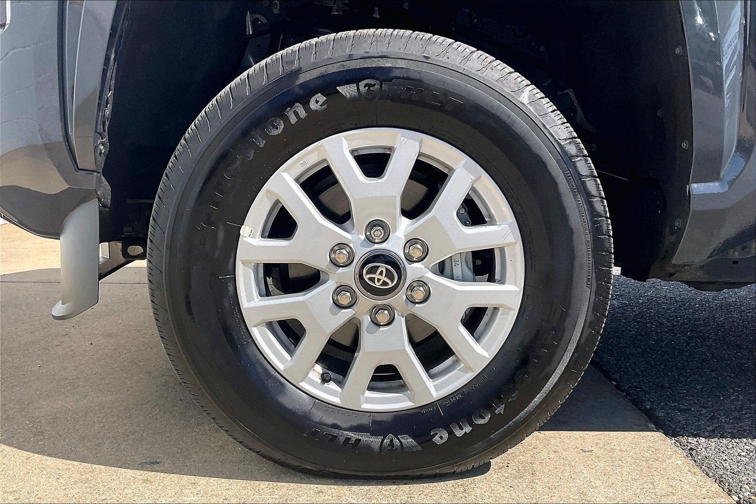 2024 Toyota Tacoma SR5