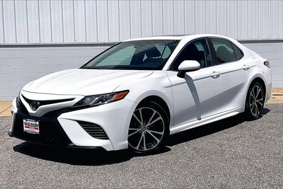 2018 Toyota Camry SE