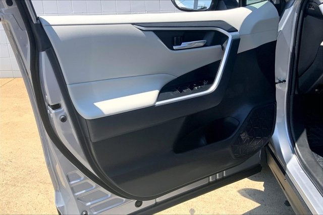 2023 Toyota RAV4 Hybrid Hybrid XLE