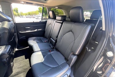 2024 Toyota GRAND HIGHLANDER Limited