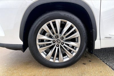 2022 Toyota Highlander Hybrid Hybrid Platinum