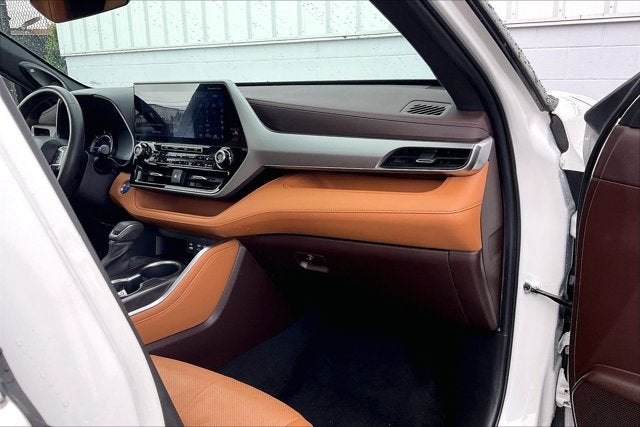 2022 Toyota Highlander Hybrid Hybrid Platinum