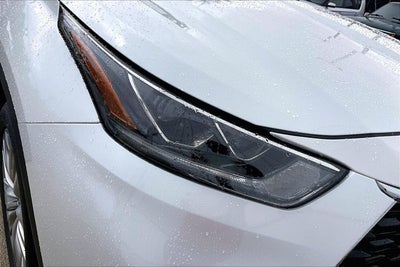 2022 Toyota Highlander Hybrid Hybrid Platinum