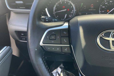 2020 Toyota HIGHLANDER XLE