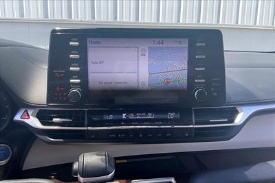 2023 Toyota Sienna XLE