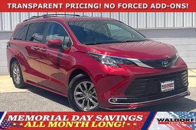 2023 Toyota Sienna XLE