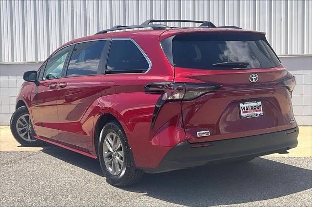 2023 Toyota Sienna XLE