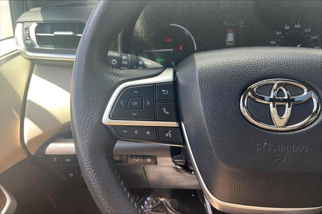 2023 Toyota Sienna XLE