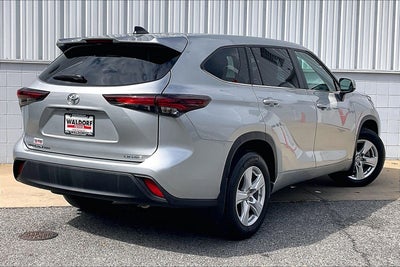 2024 Toyota Highlander LE