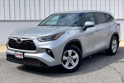 2024 Toyota Highlander LE