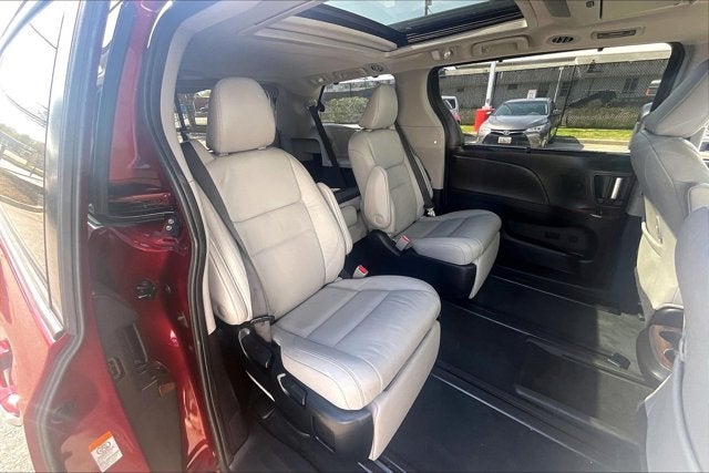 2019 Toyota SIENNA LTD PREM Limited Premium