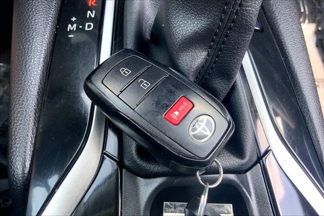 2025 Toyota Corolla Cross XLE