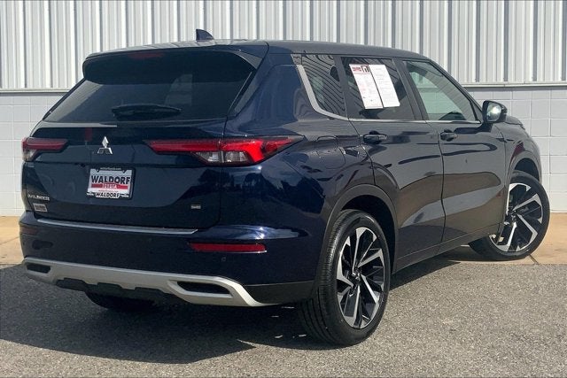 2022 Mitsubishi Outlander SE