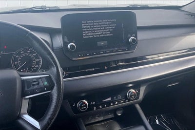 2022 Mitsubishi Outlander SE