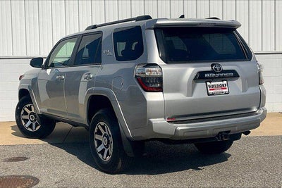 2023 Toyota 4RUNNER TRD Off Road