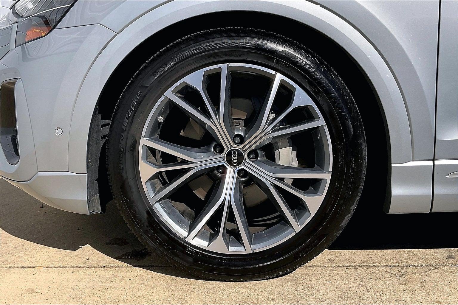 2026 Audi Q8 Premium Plus