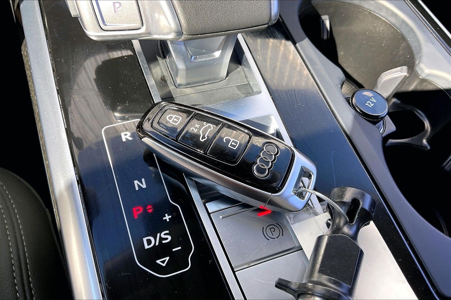 2026 Audi Q8 Premium Plus
