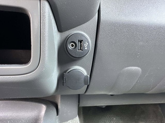 2018 Nissan Frontier SV V6