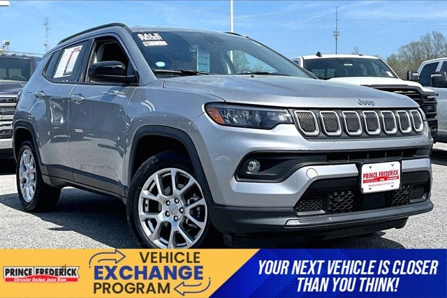 2022 Jeep Compass Latitude Lux