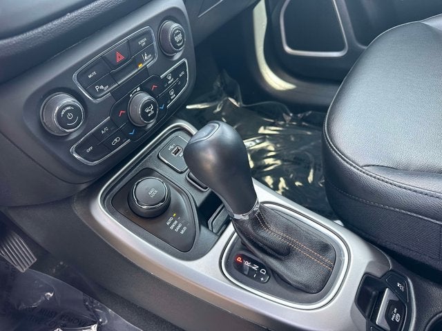 2020 Jeep Compass Latitude w/Sun/Safety Pkg