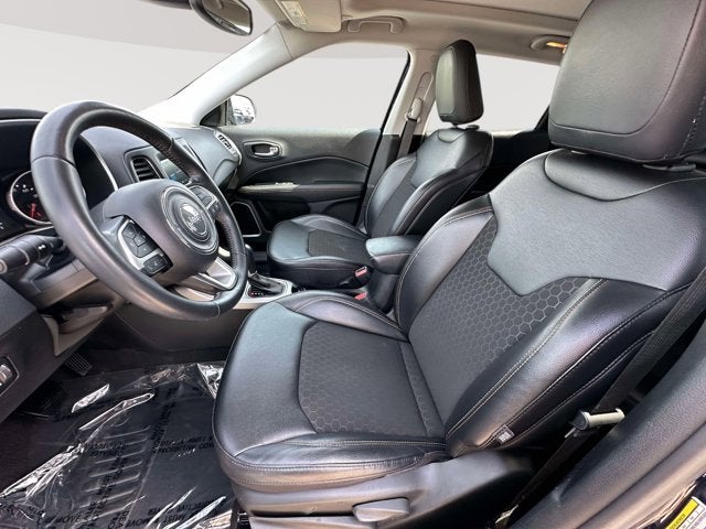 2020 Jeep Compass Latitude w/Sun/Safety Pkg