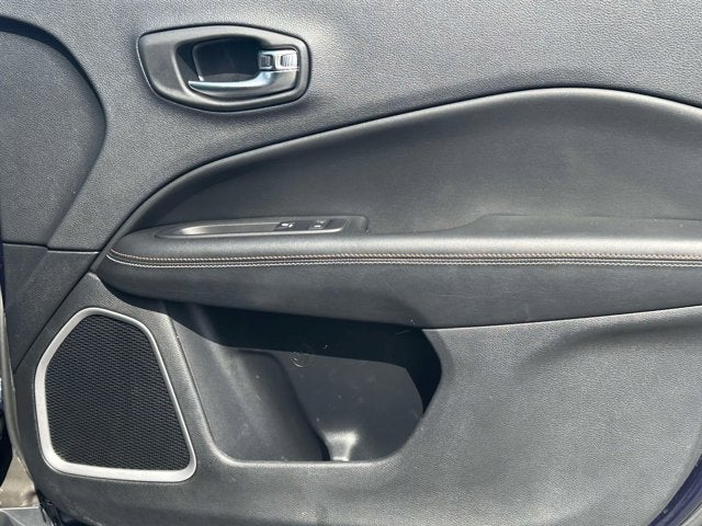 2020 Jeep Compass Latitude w/Sun/Safety Pkg