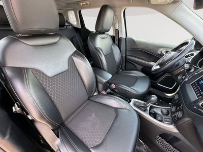 2020 Jeep Compass Latitude w/Sun/Safety Pkg