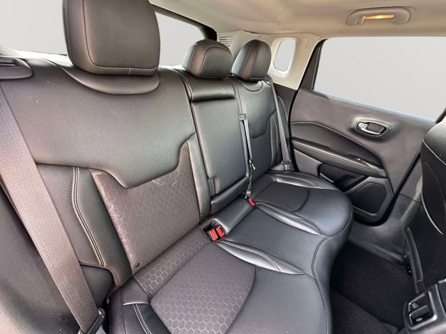 2020 Jeep Compass Latitude w/Sun/Safety Pkg