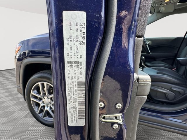 2020 Jeep Compass Latitude w/Sun/Safety Pkg