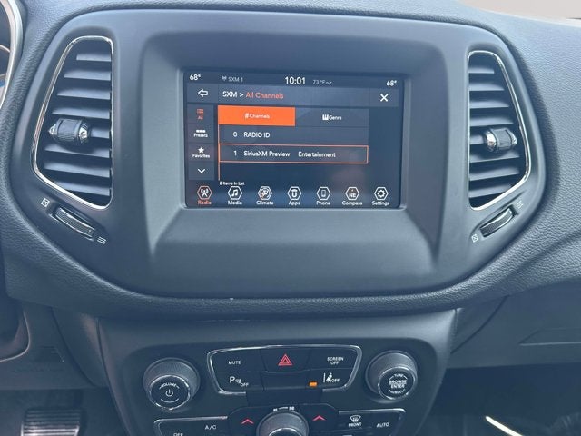 2020 Jeep Compass Latitude w/Sun/Safety Pkg