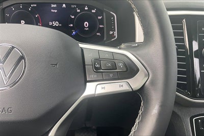 2022 Volkswagen Atlas Cross Sport 2.0T SE w/Technology