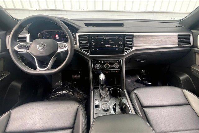 2022 Volkswagen Atlas Cross Sport 2.0T SE w/Technology