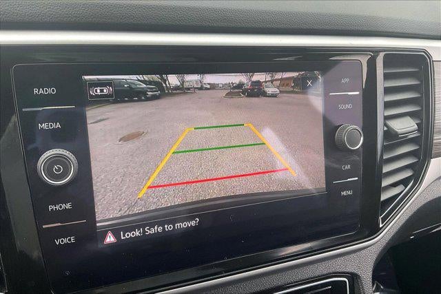 2022 Volkswagen Atlas Cross Sport 2.0T SE w/Technology