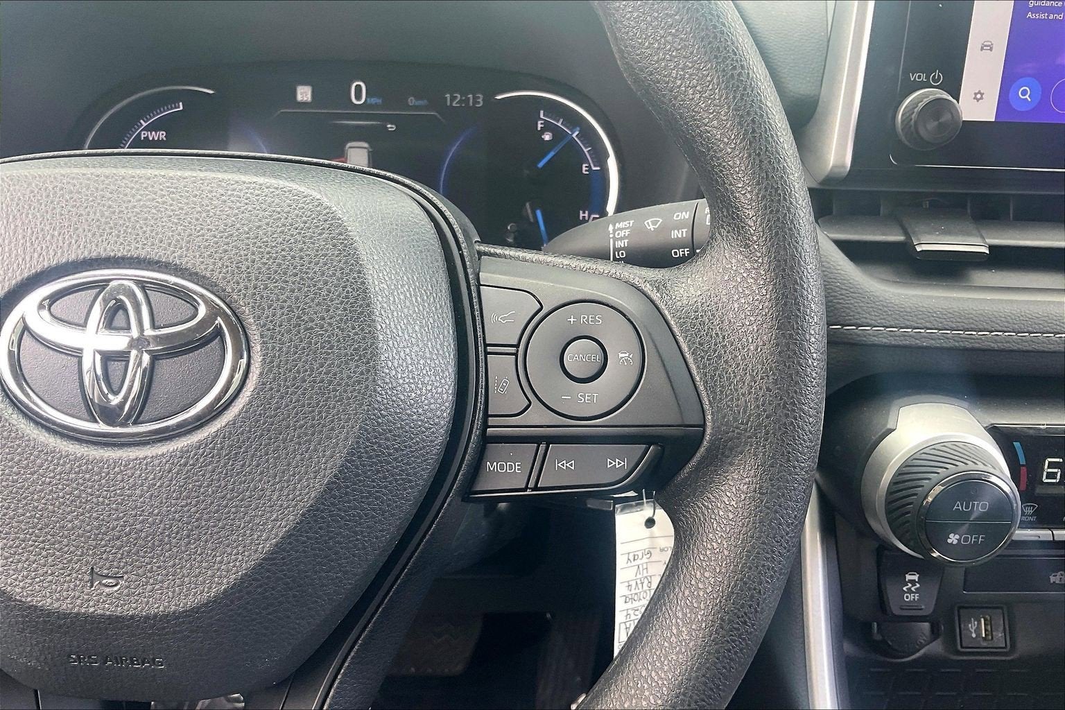 2024 Toyota RAV4 Hybrid LE