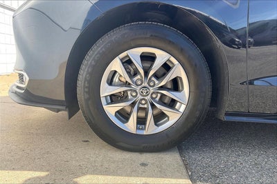 2024 Toyota Sienna XLE