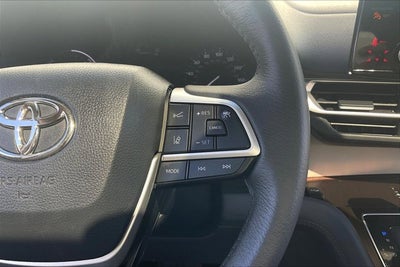 2024 Toyota Sienna XLE