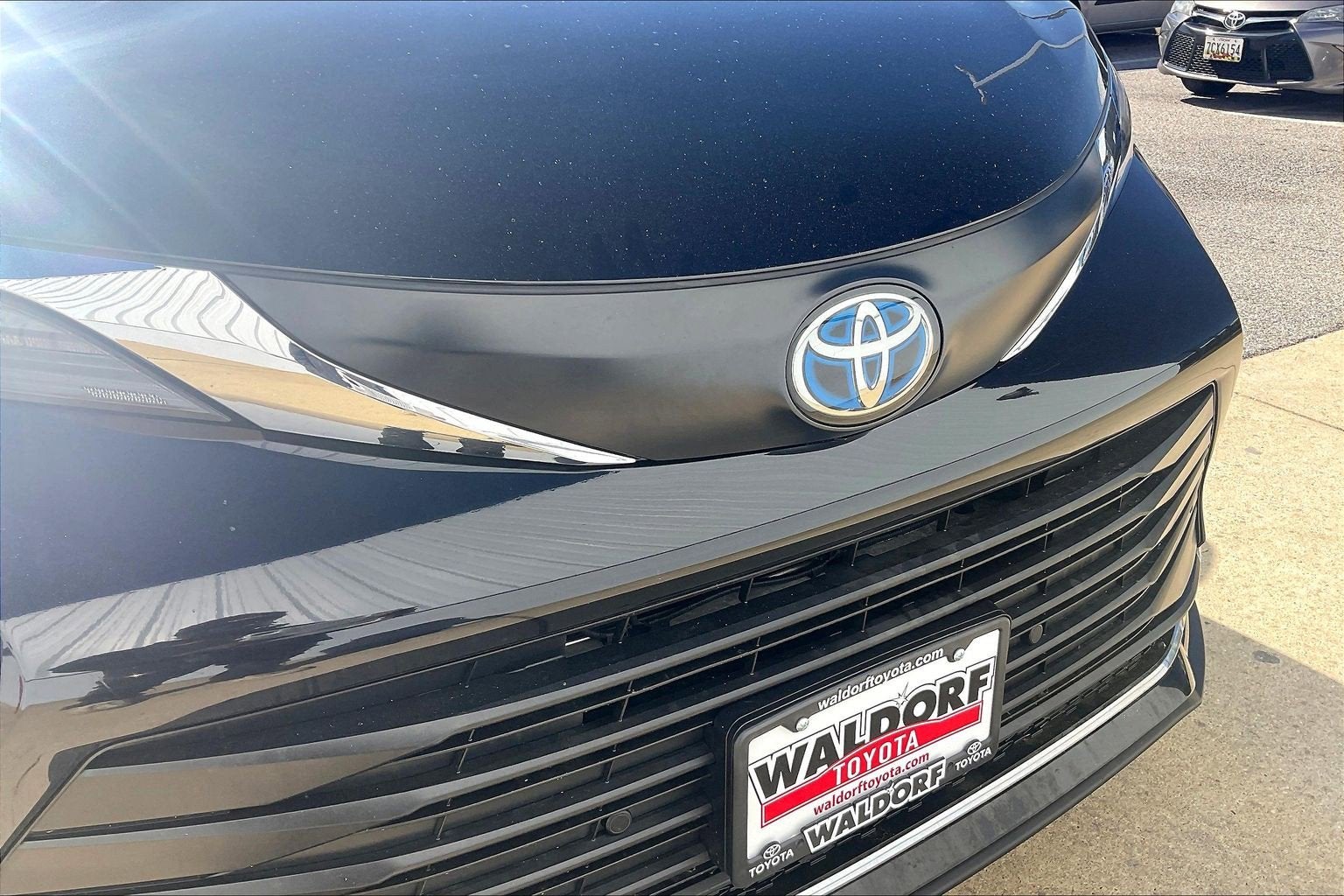 2024 Toyota Sienna XLE